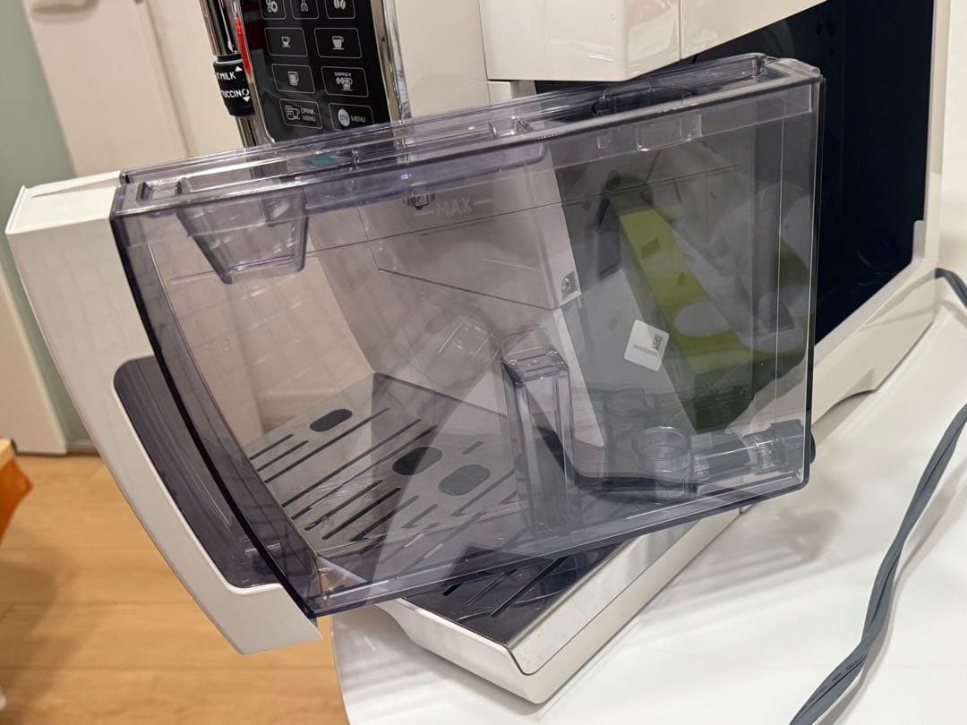 De'Longhi Dinamica ディナミカ　全自動エスプレッソマシン