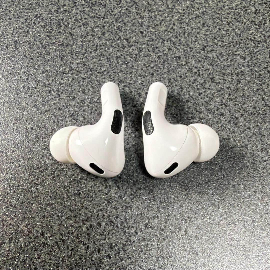 Apple AirPods Pro 第2世代 lightningコネクト