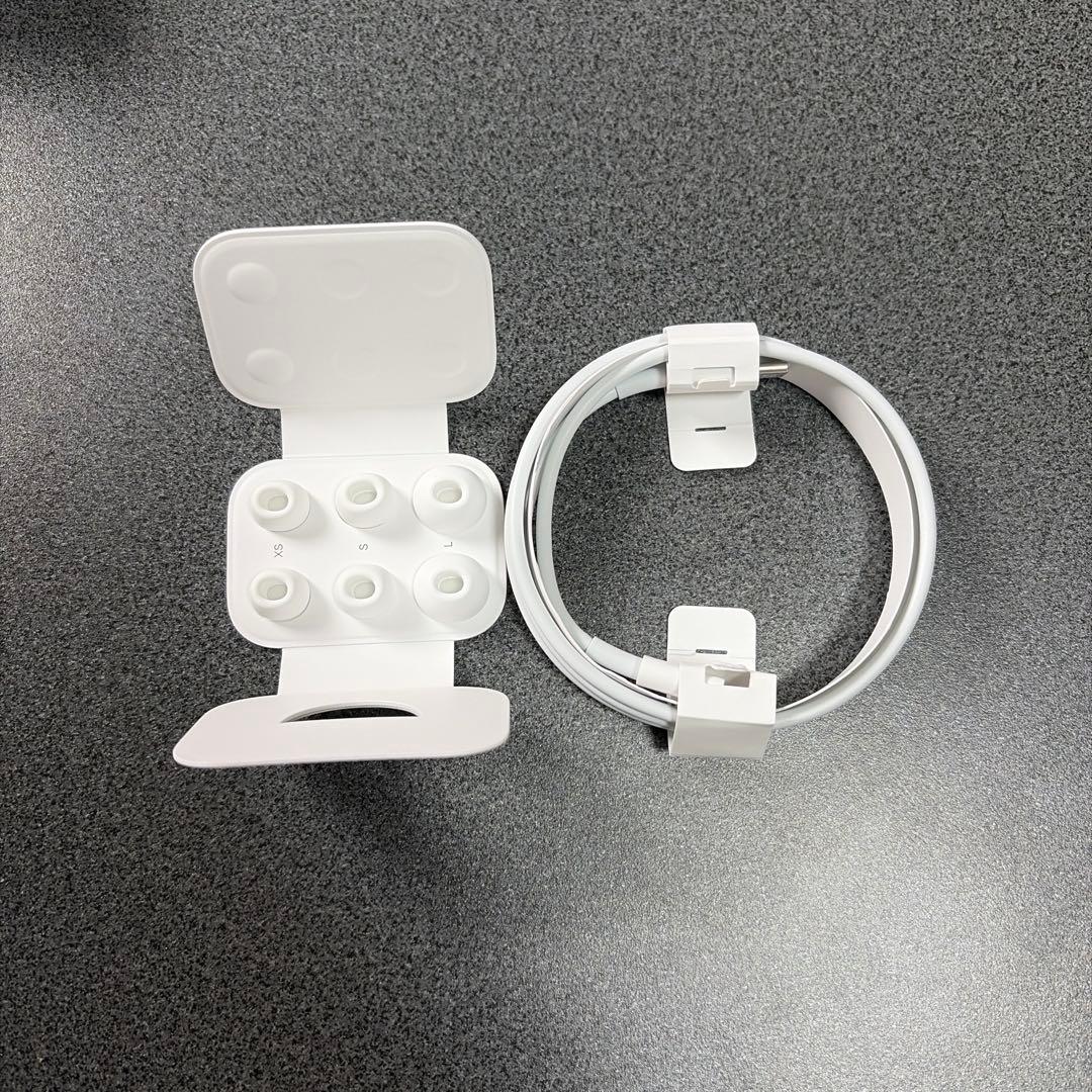 Apple AirPods Pro 第2世代 lightningコネクト