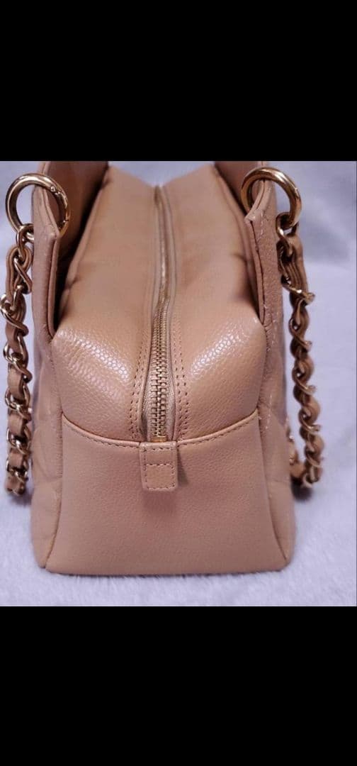 CHANEL ベージュ キルティング ハンドバッグ