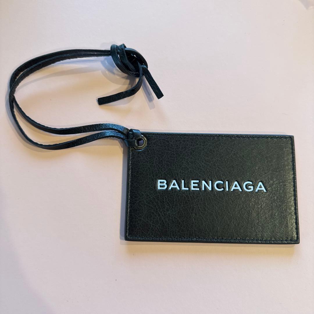 バレンシアガ　バッグ　チャーム　ミラー