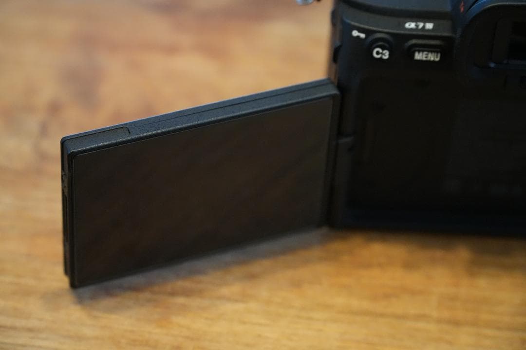 SONY α7 IV ミラーレスカメラ 本体と付属品