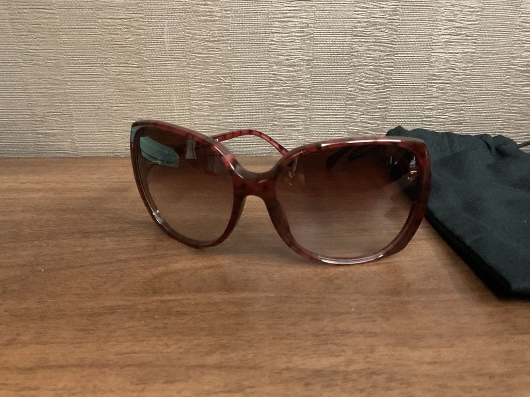 最終お値下げ　CHANEL レッド キャットアイ サングラス