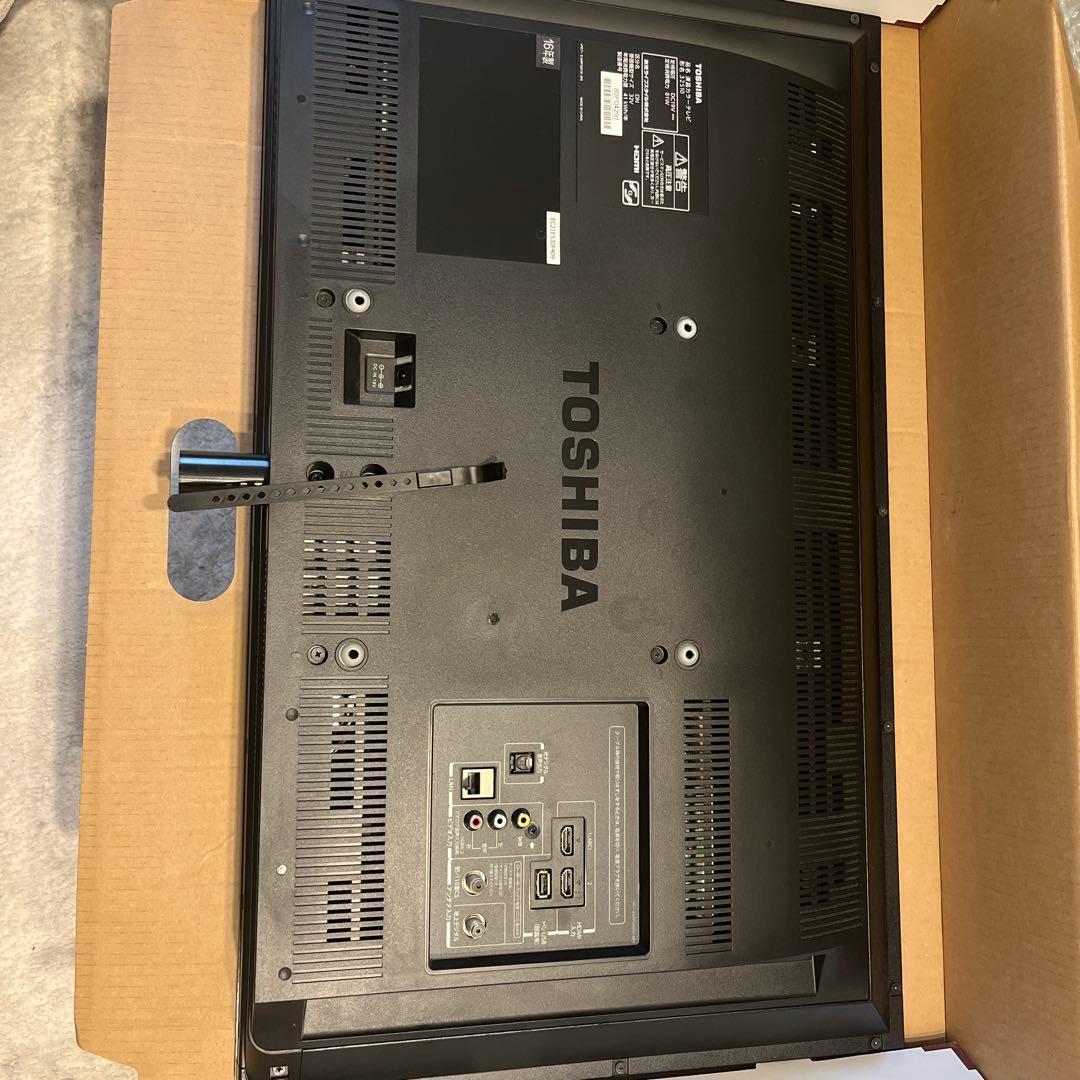 TOSHIBA REGZA 2016年型　32インチ液晶テレビ