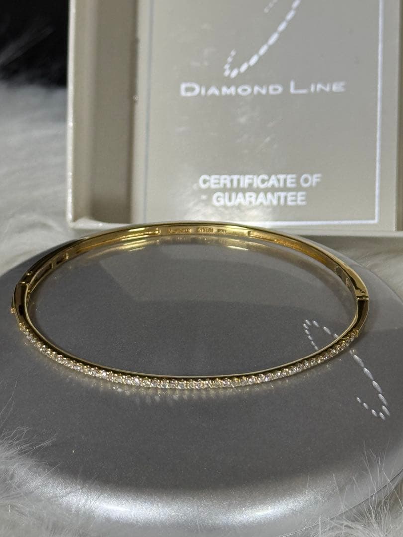 K18Diamond Line ゴールドバングル ダイヤモンド装飾