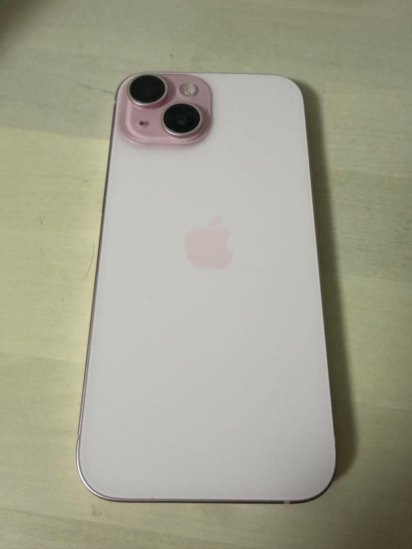 Apple iPhone 15 ピンク 本体　おまけ防水カバー付き