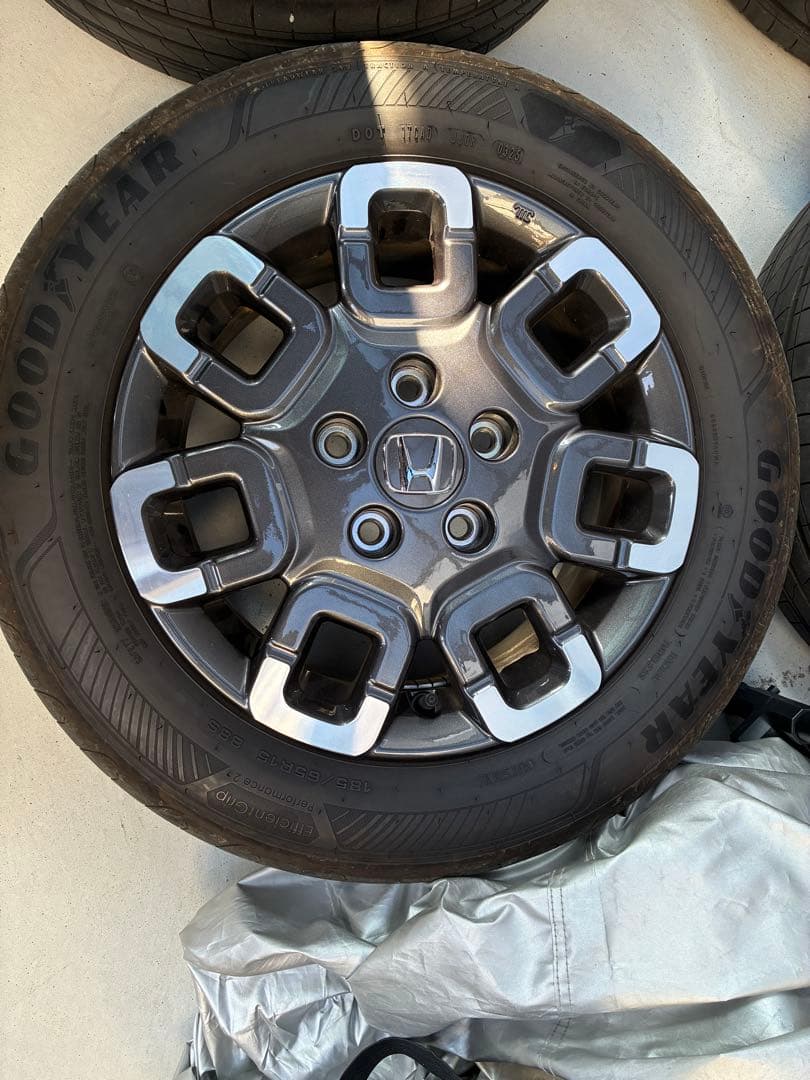 ③新型フリードクロスター 純正アルミホイール タイヤ