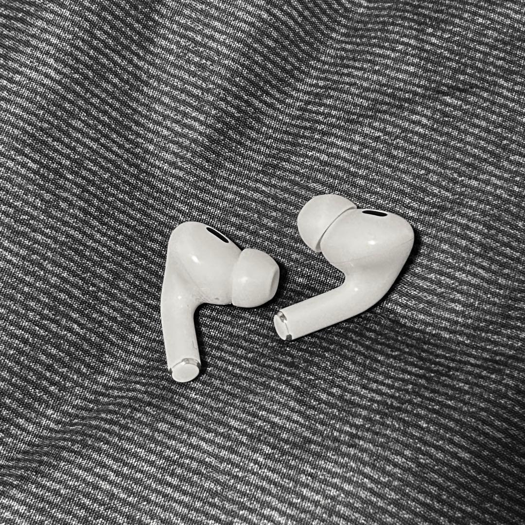 Apple AirPods Pro2 イヤホン ケース 本体 付属品あり