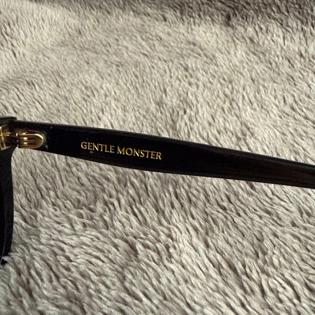 Gentle Monster ブラックサングラス