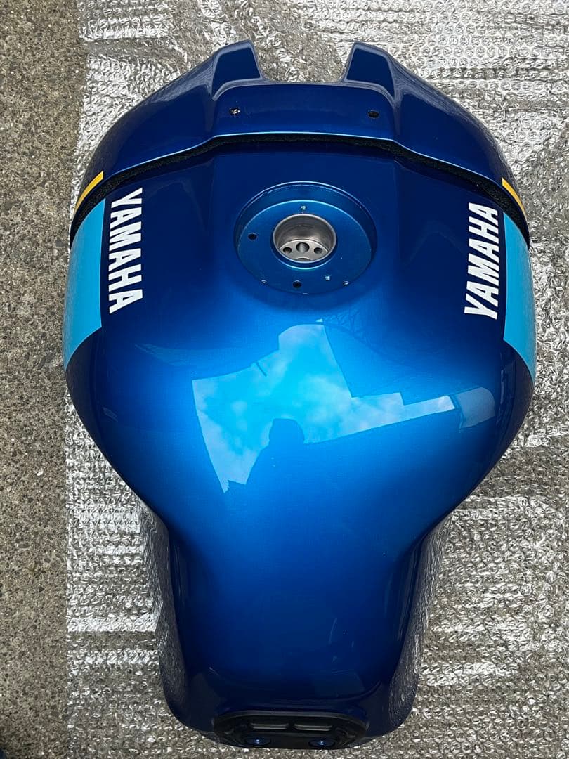 XSR900 純正タンク　2022年式