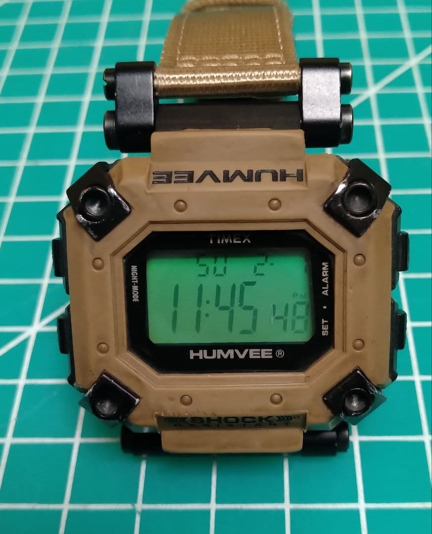 タイメックス ハンビー (TIMEX HUMVEE)