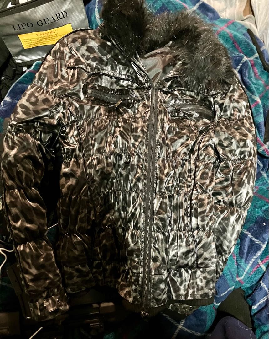 Xfrm ダウンジャケットLサイズ