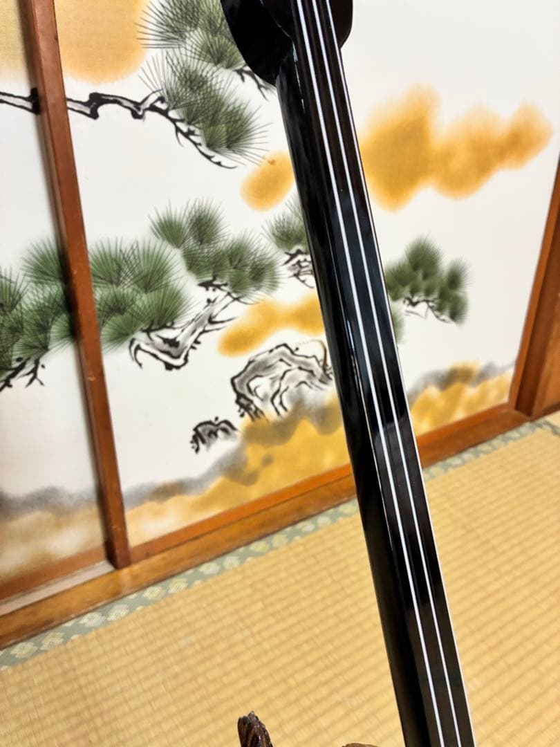 沖縄三線！貴重！知念大工型！本蛇皮！本張り！【一枚張り】