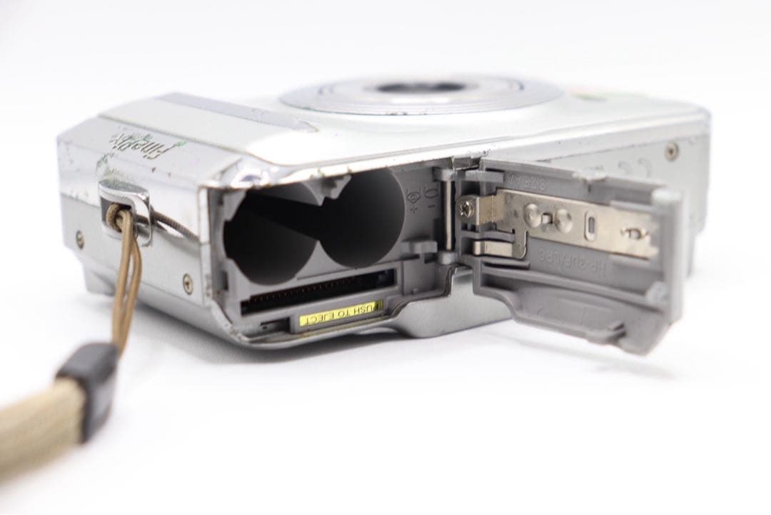 ✨動作確認済み！✨FUJIFILM FinePix A600単3電池で使用可能！