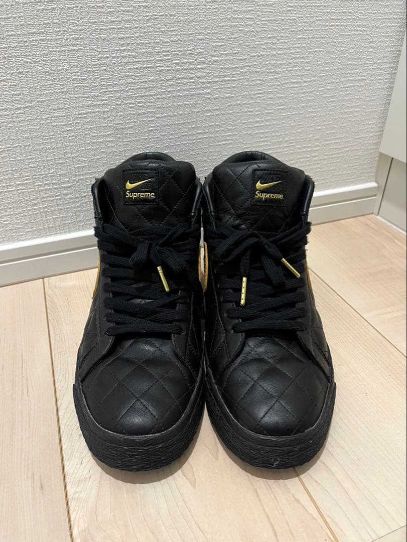 Supreme × Nike SB Blazer Mid \