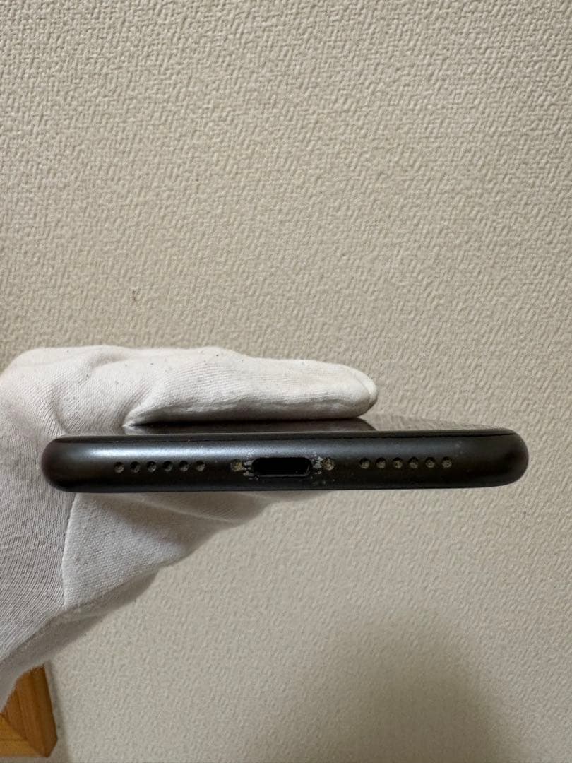 美品 iPhone 11 64GB SIMフリー 外装きれい 動作良好