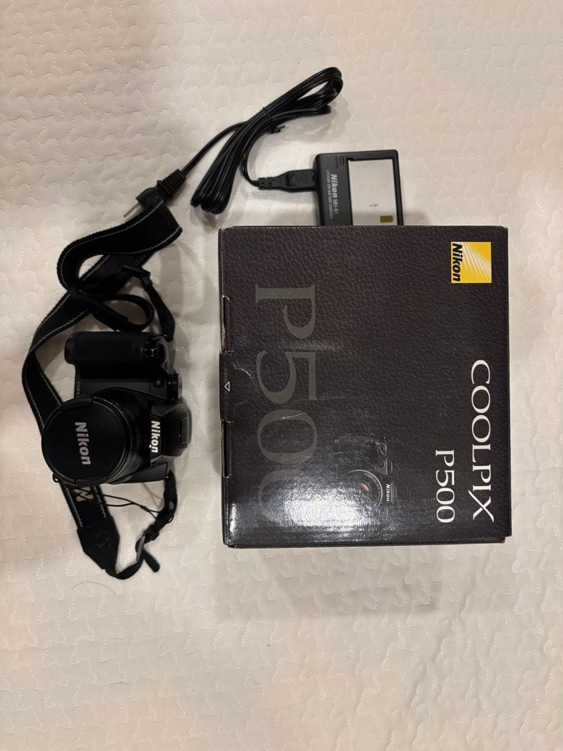 Nikon COOLPIX P500 カメラ
