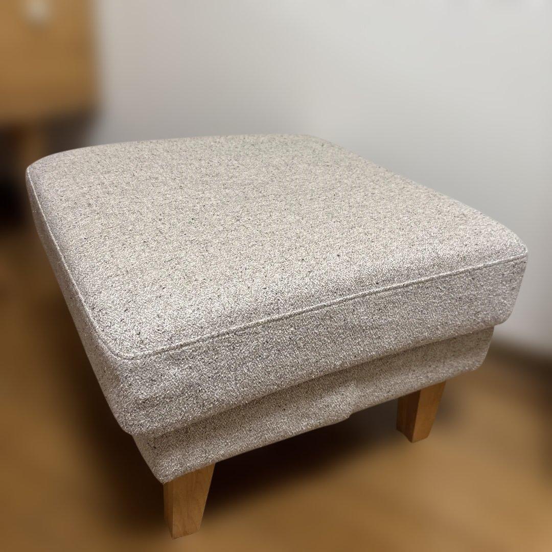 モモナチュラル　オットマン