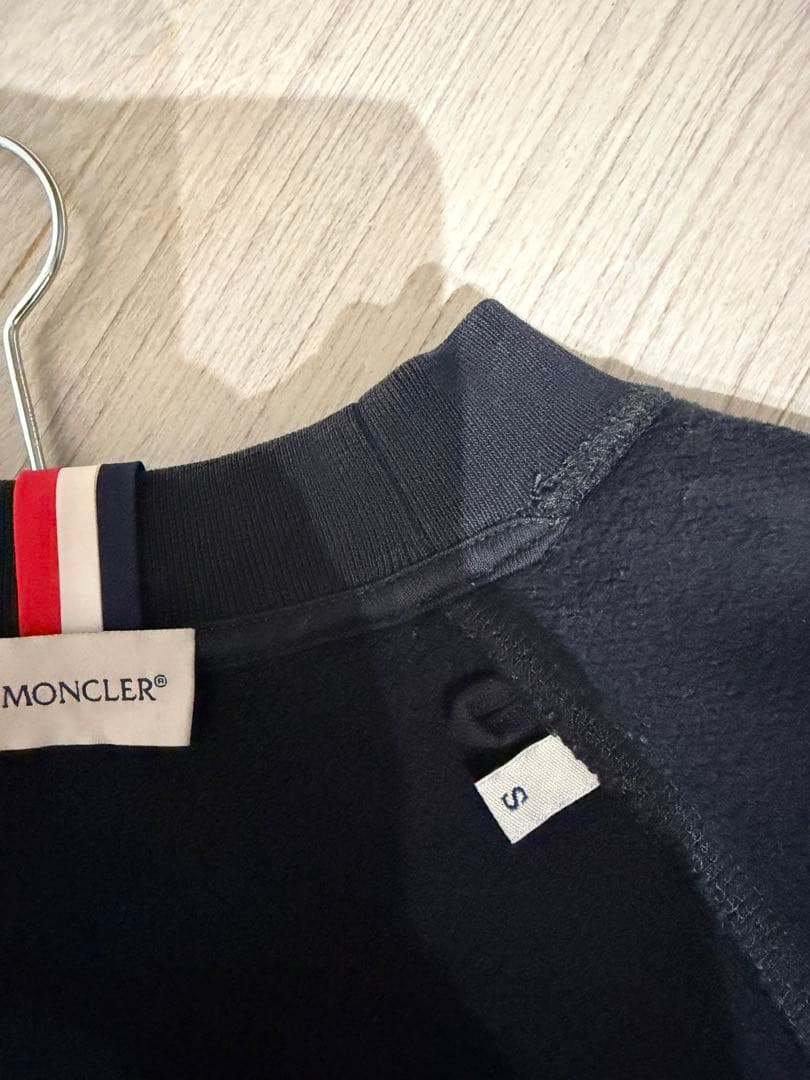 モンクレール スウェット ビッグワッペン ロゴ ブラック S 正規品