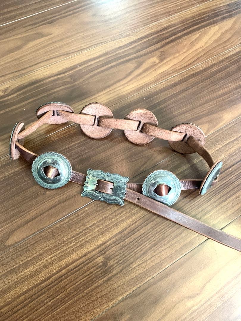 LGB コンチョ　メタリックシルバー　革　レア