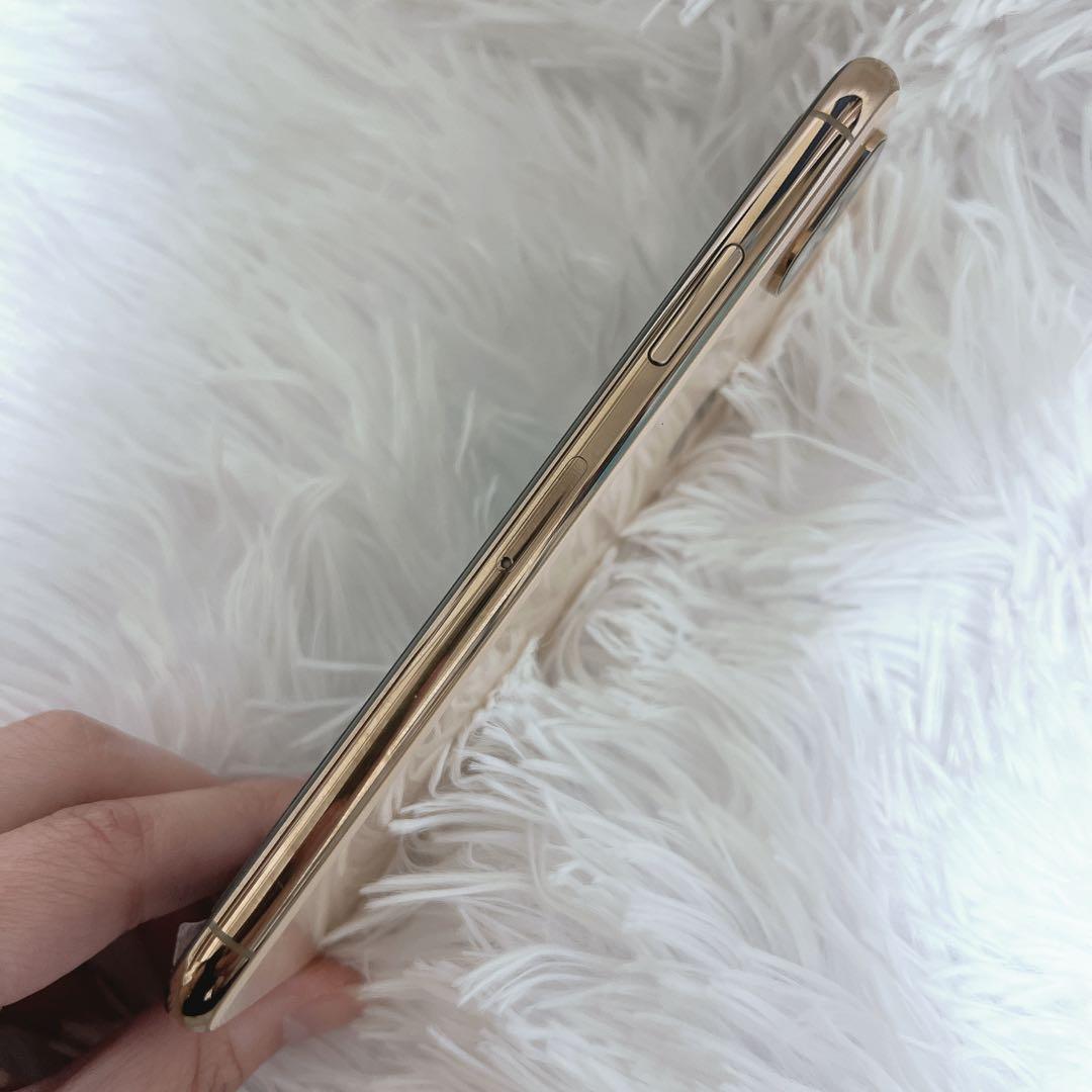 iPhone XS ゴールド 64GB