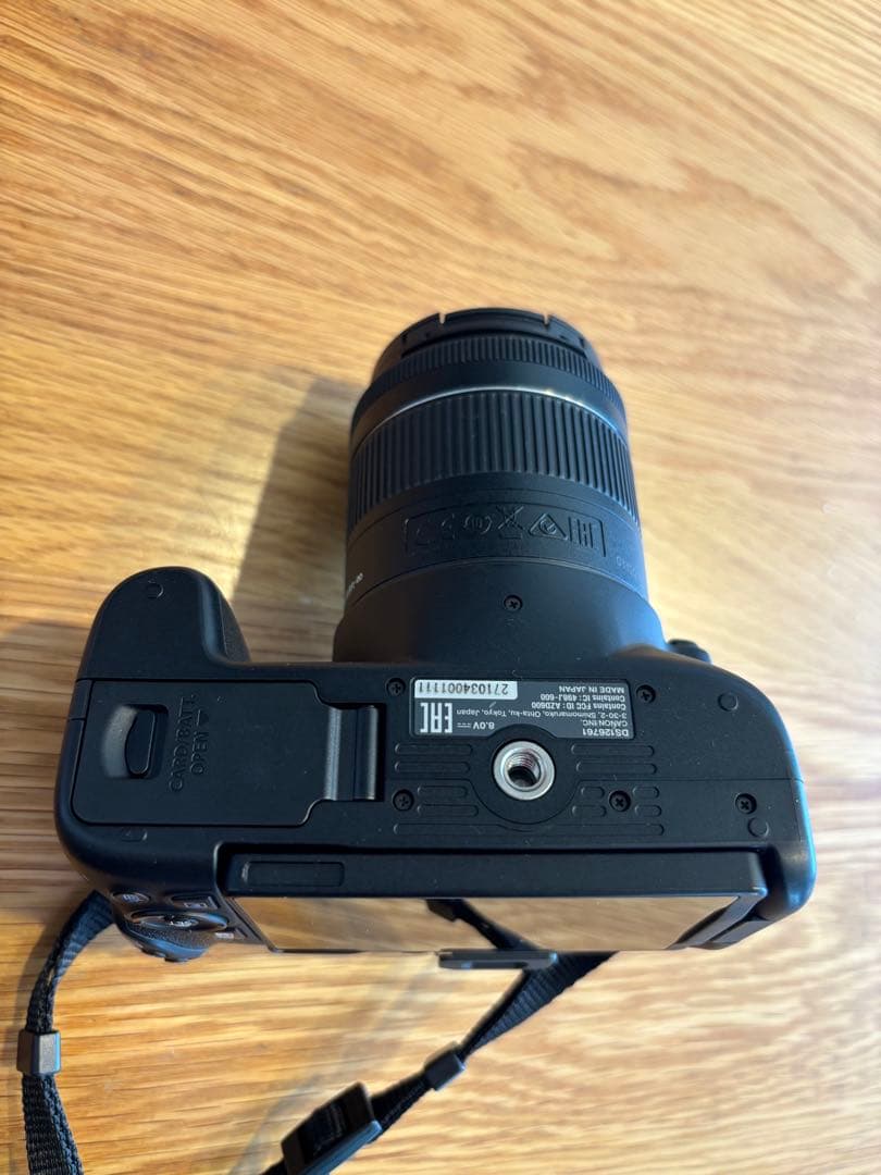 Canon EOS KISS X10 18-55mm デジタル一眼レフカメラ