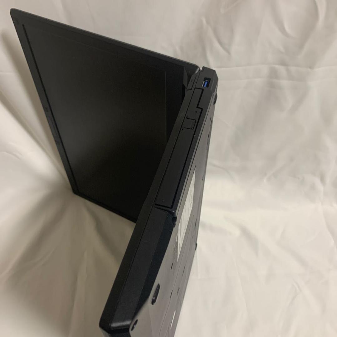 F016 【美品】15.6型/Celeron 第6世代/4GB/SSD128GB