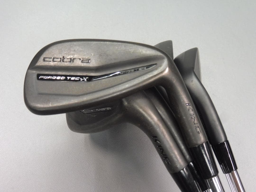 コブラ KING フォージド　TEC-X ブラック　DG　95 S200 ６本