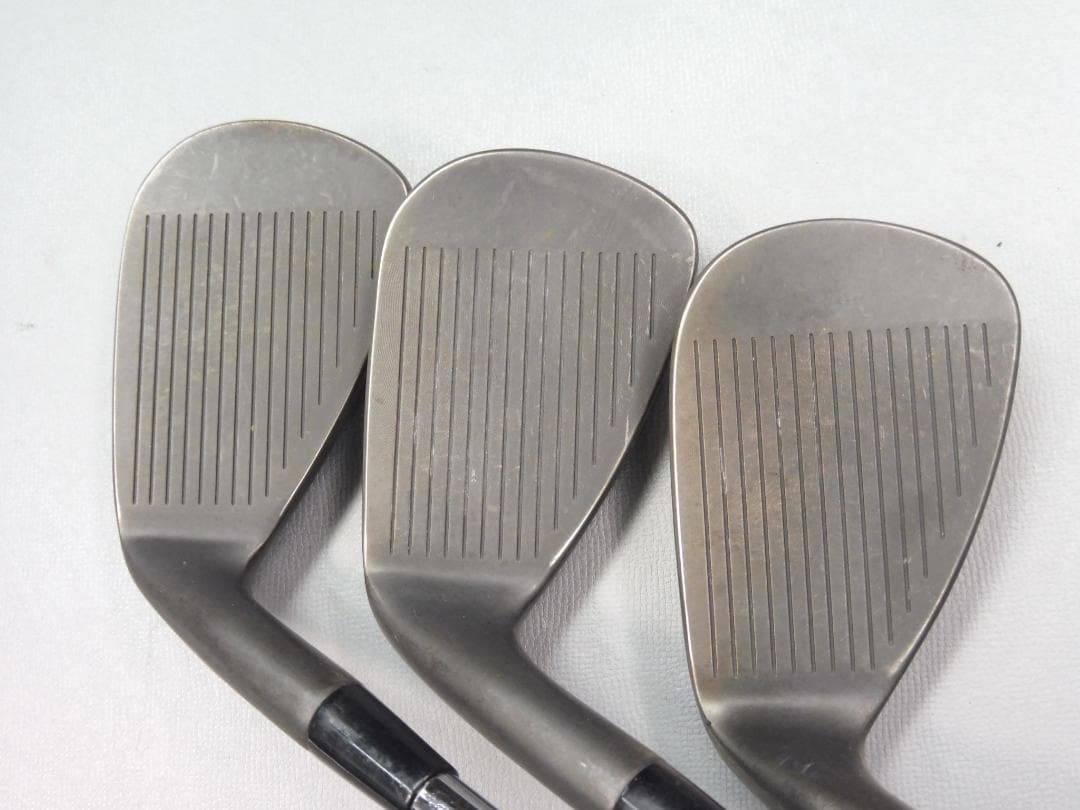 コブラ KING フォージド　TEC-X ブラック　DG　95 S200 ６本