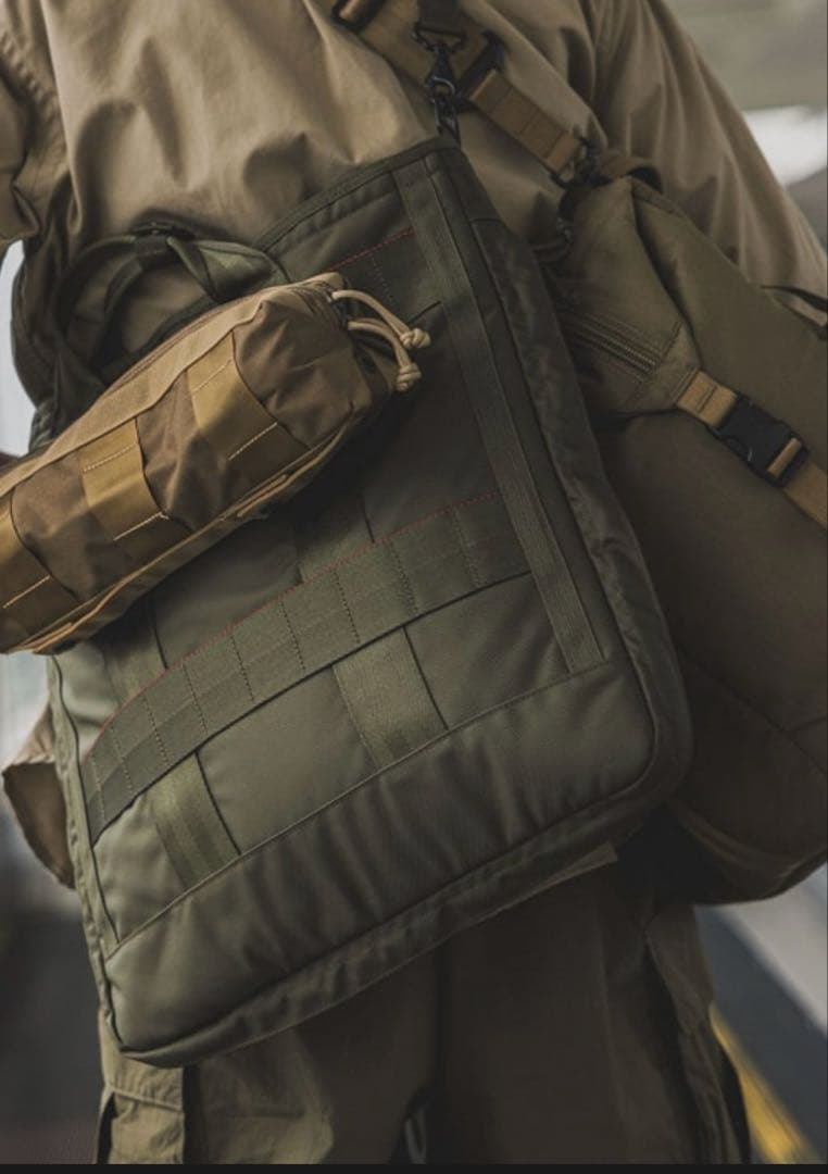 BEAMS PLUS 【別注】BRIEFING / COCKPIT BAG