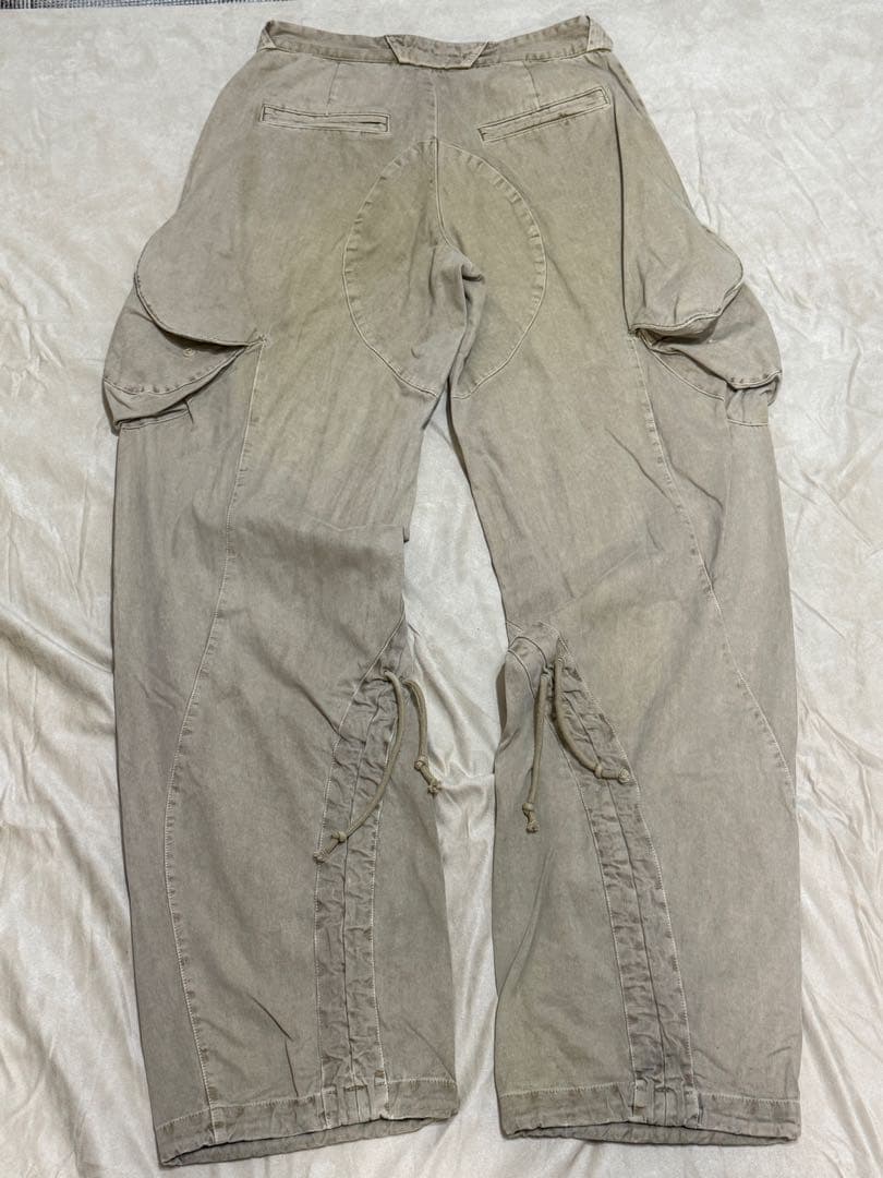 hyein seo ヘインソ　ベージュ カーゴパンツ ジッパーポケット付き