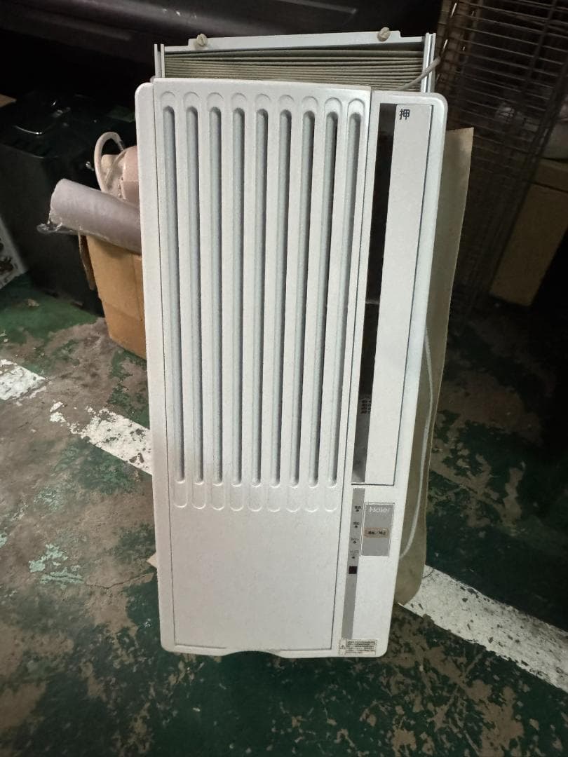 (4444W1)*HAIER ハイアール　窓エアコン JA-16S　2018年