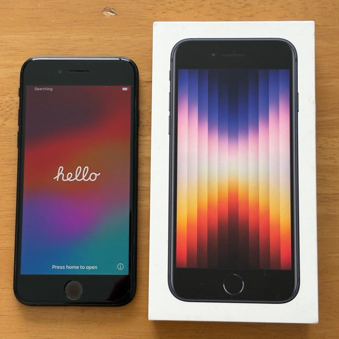 SIMフリーApple iPhone SE (第3世代) ミッドナイト本体