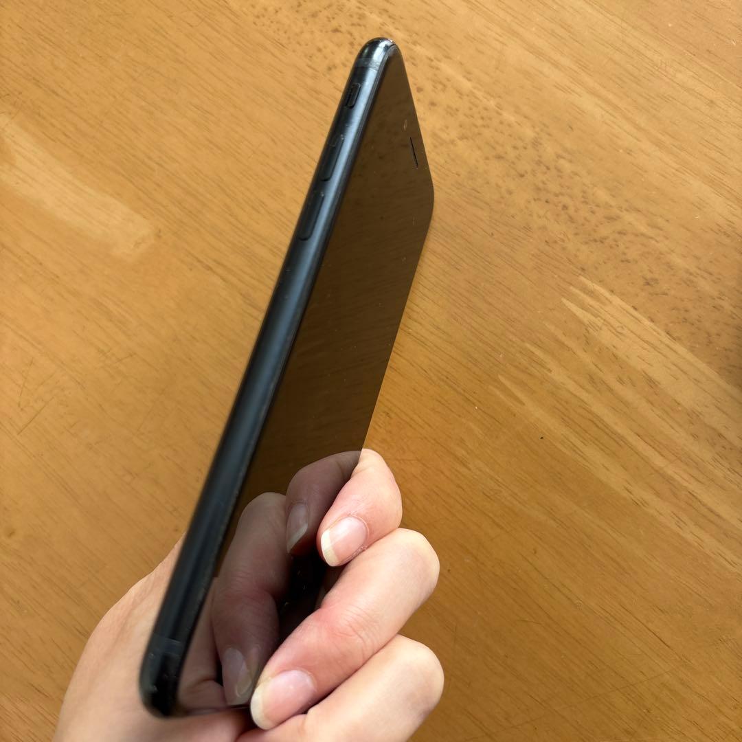 SIMフリーApple iPhone SE (第3世代) ミッドナイト本体