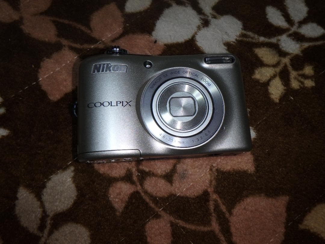 動作品 NIKON L30 COOLPIX デジタルカメラ 乾電池駆動