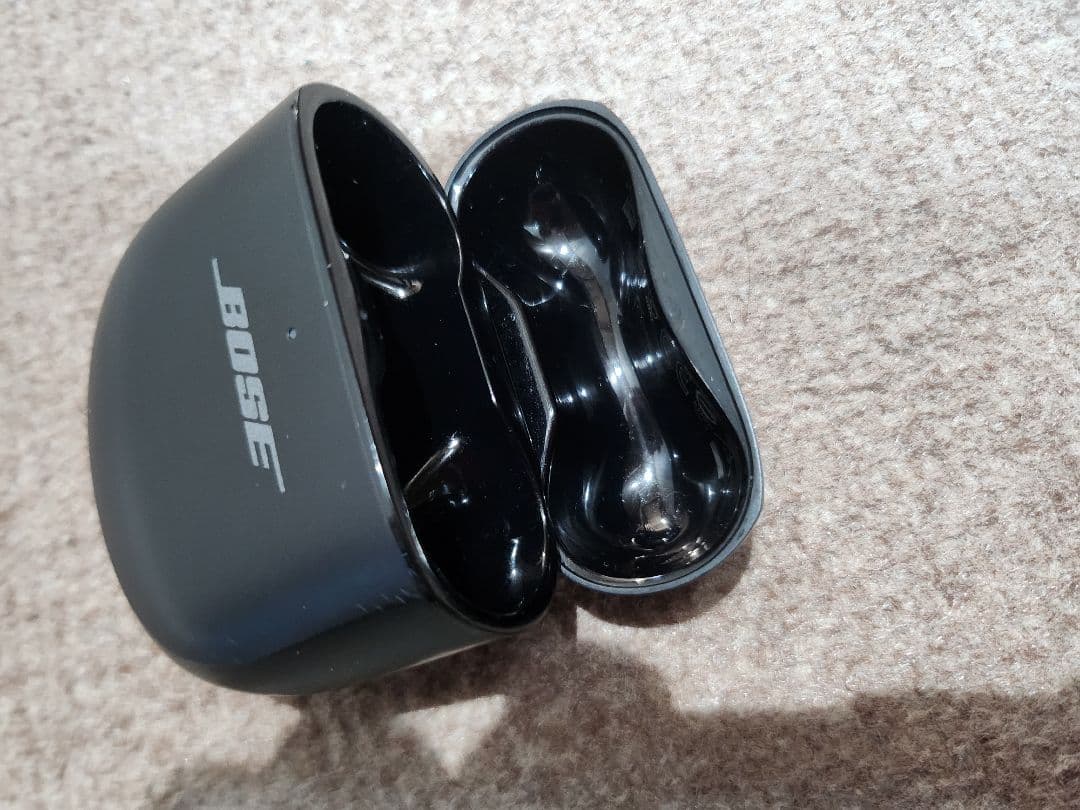 動作品　Bose QuietComfort Ultra Earbuds ブラック