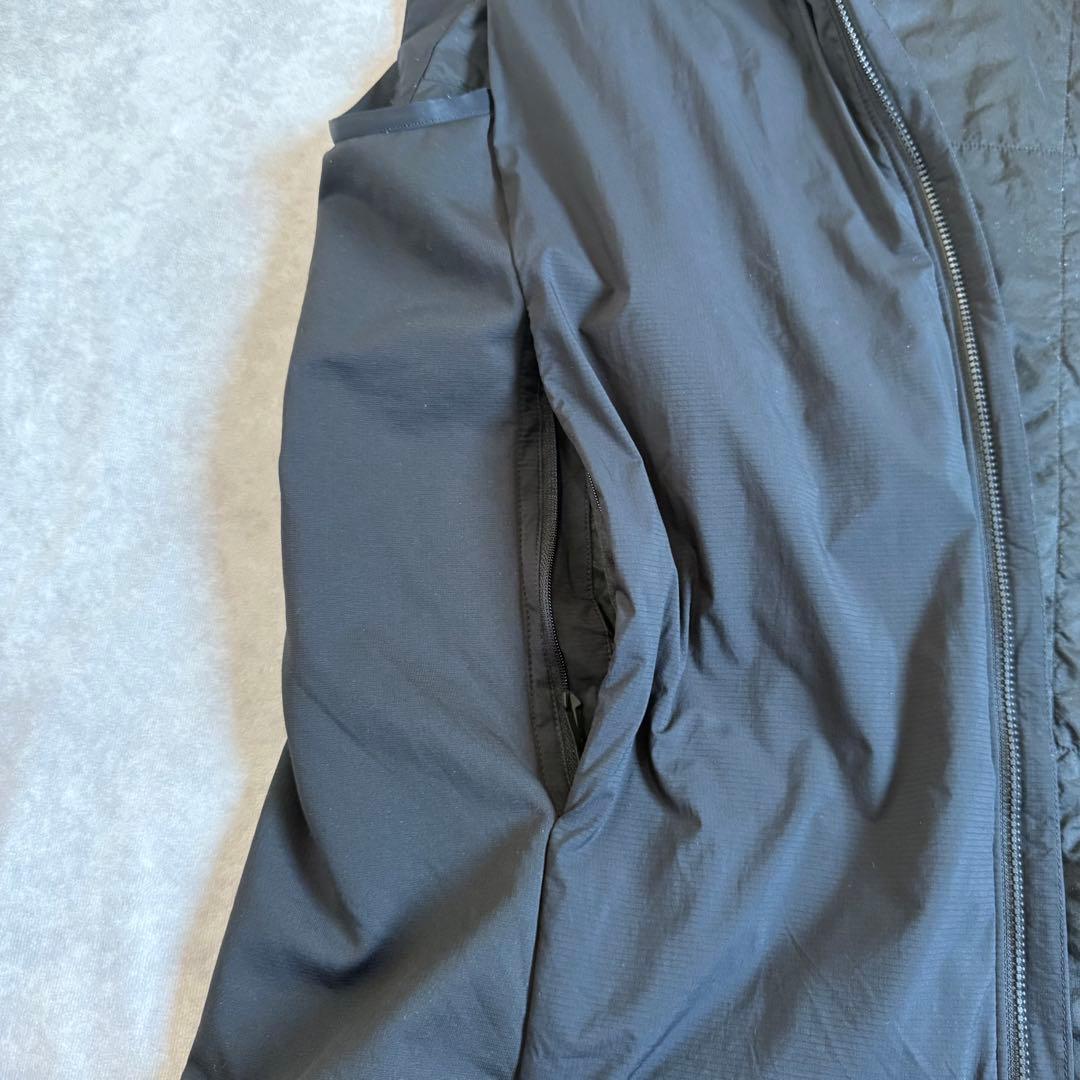 アークテリクス アトムベスト 企業ロゴ 始祖鳥 M ブラック