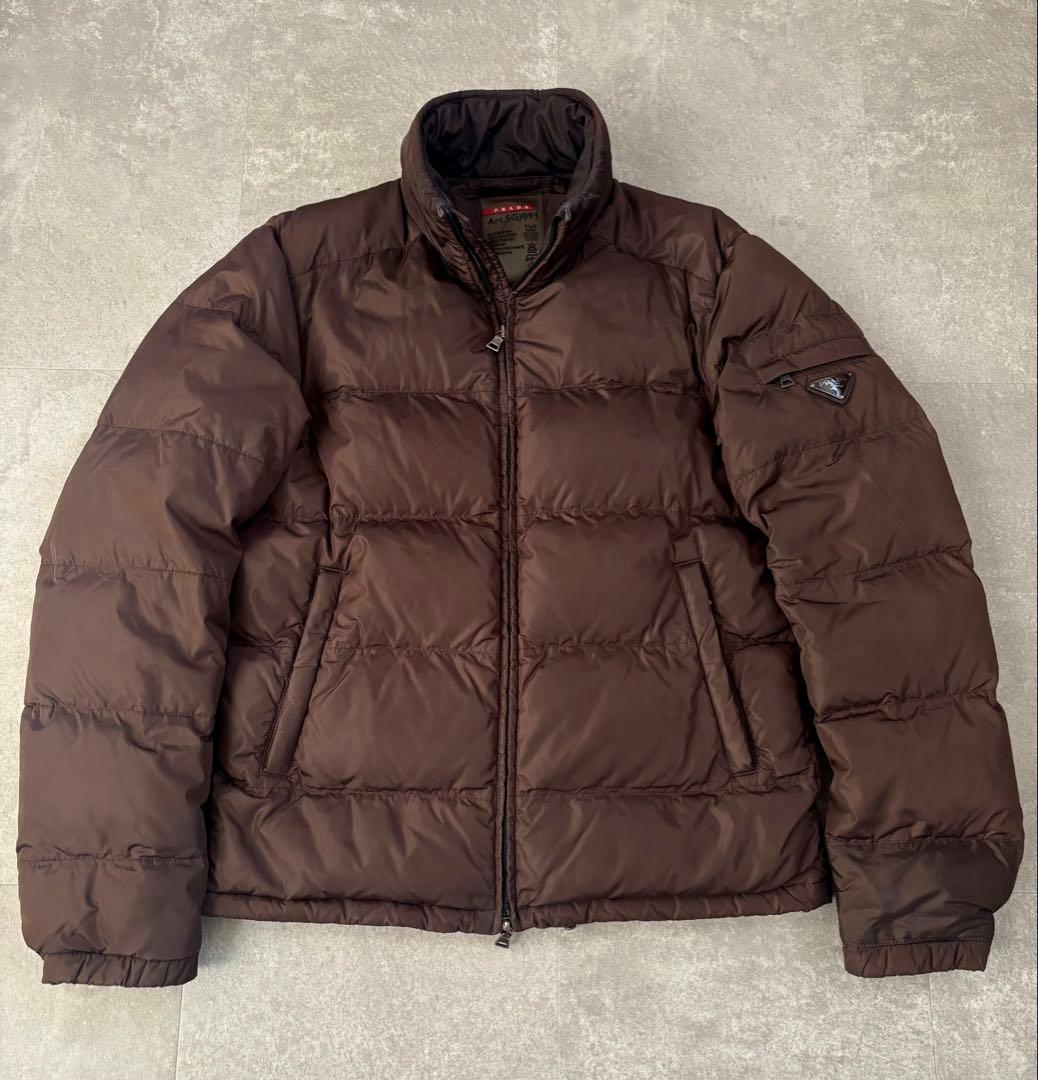 プラダ PRADA トライアングル plate logo down jacket
