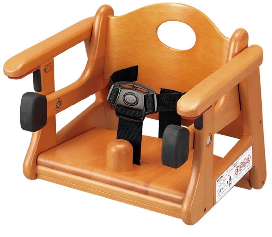 Combi 木製ベビーラック 安全ベルト付き