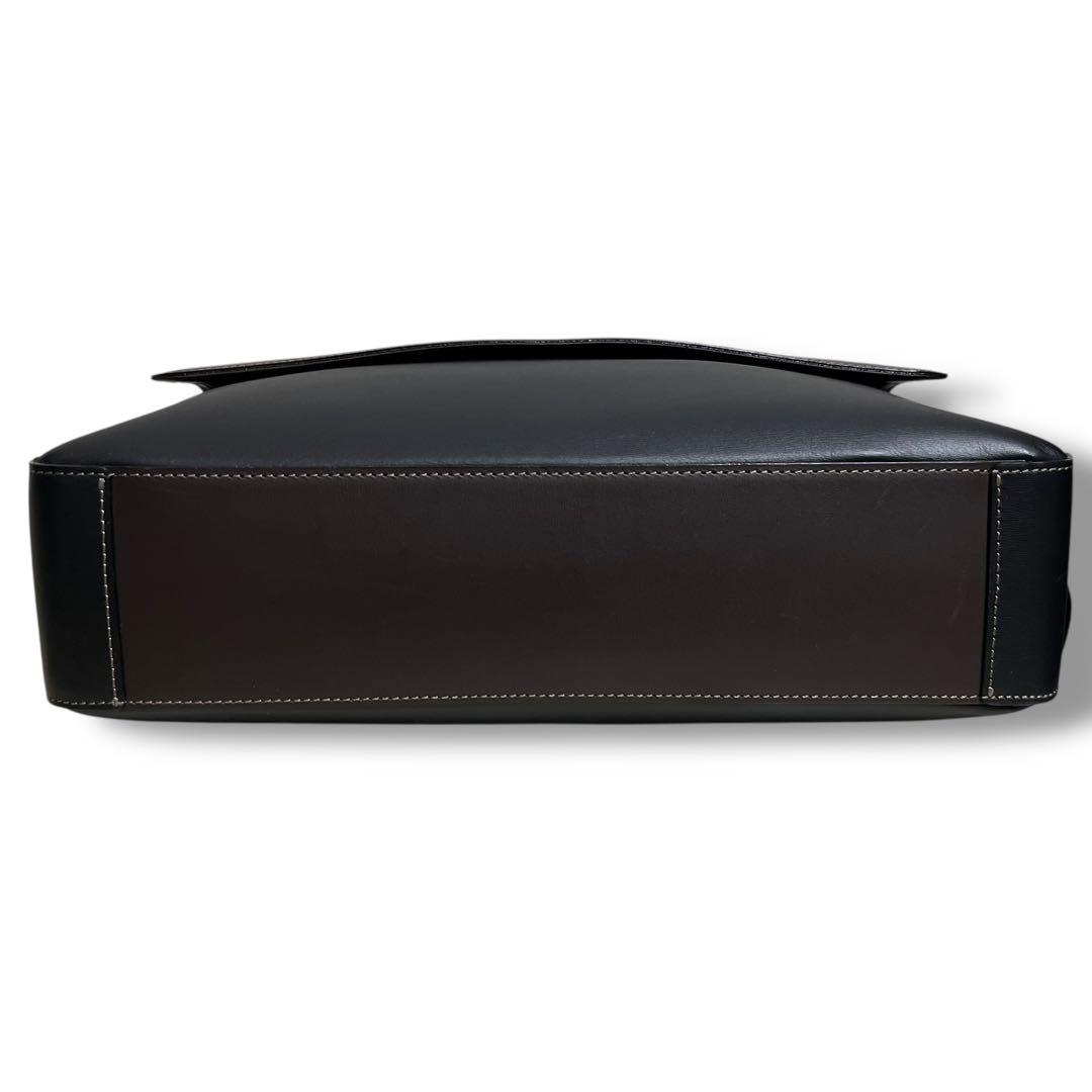 定価11万円!! 美品　ココマイスター シティライトリバティ ショルダーバッグ