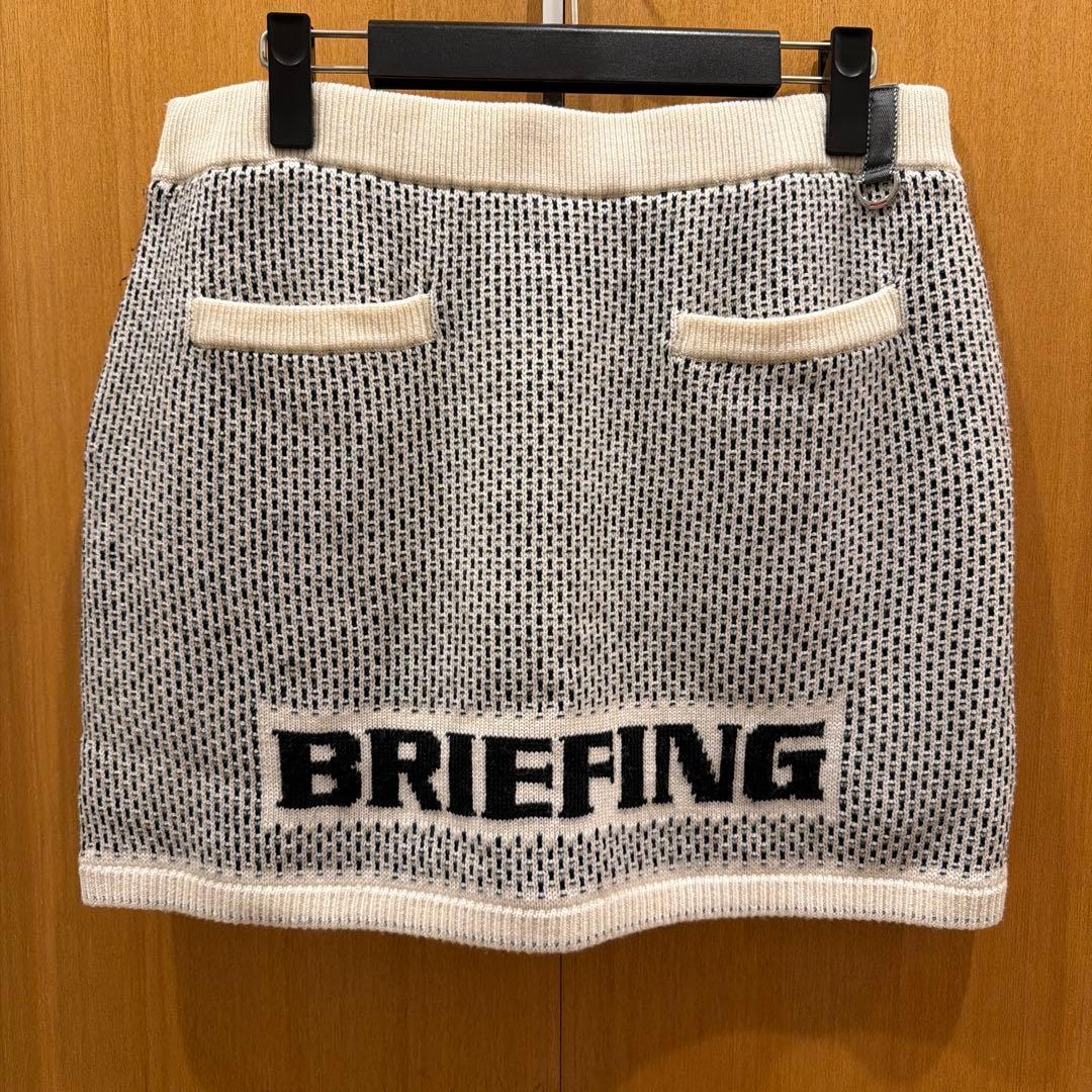 新品未使用　ブリーフィング　スカート