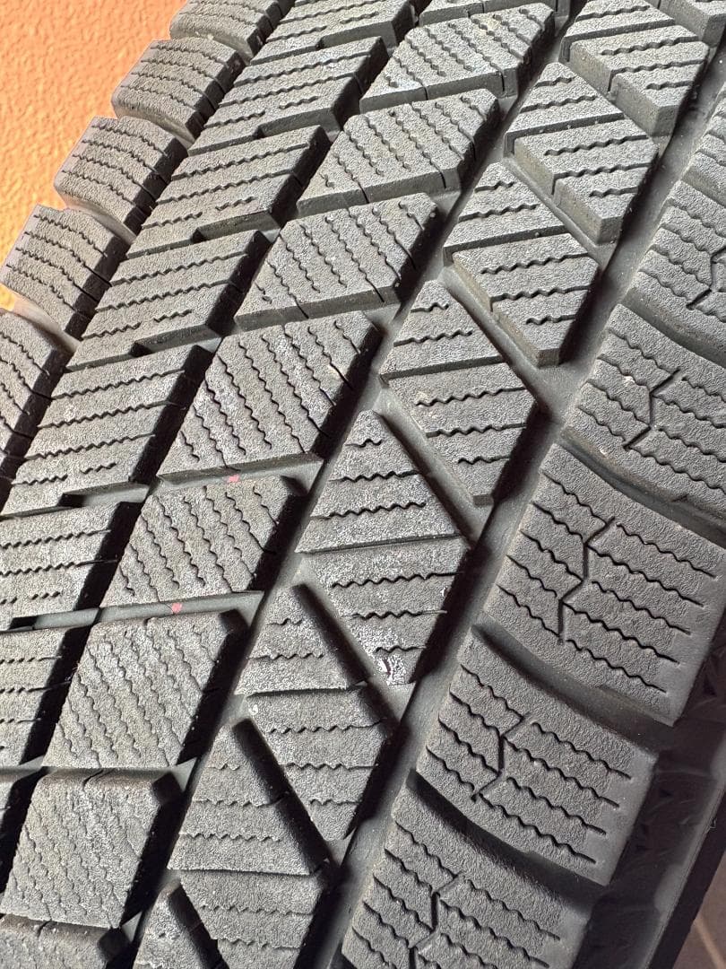 【年末年始セール】スタッドレス　vrx3　タイヤ・ホイール４本セット