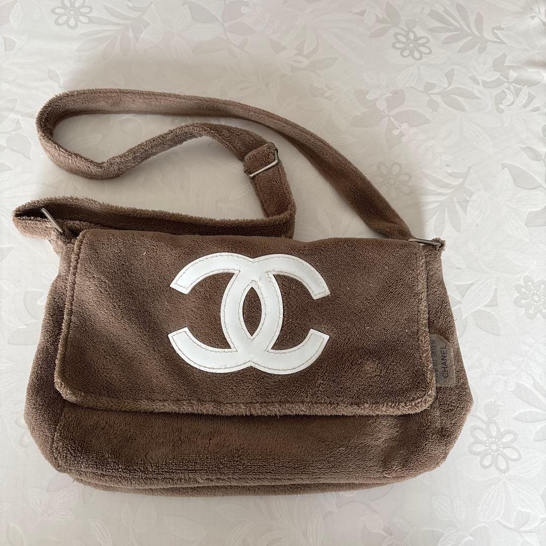 お値下げ★シャネルノベルティパイル樹ショルダーバック