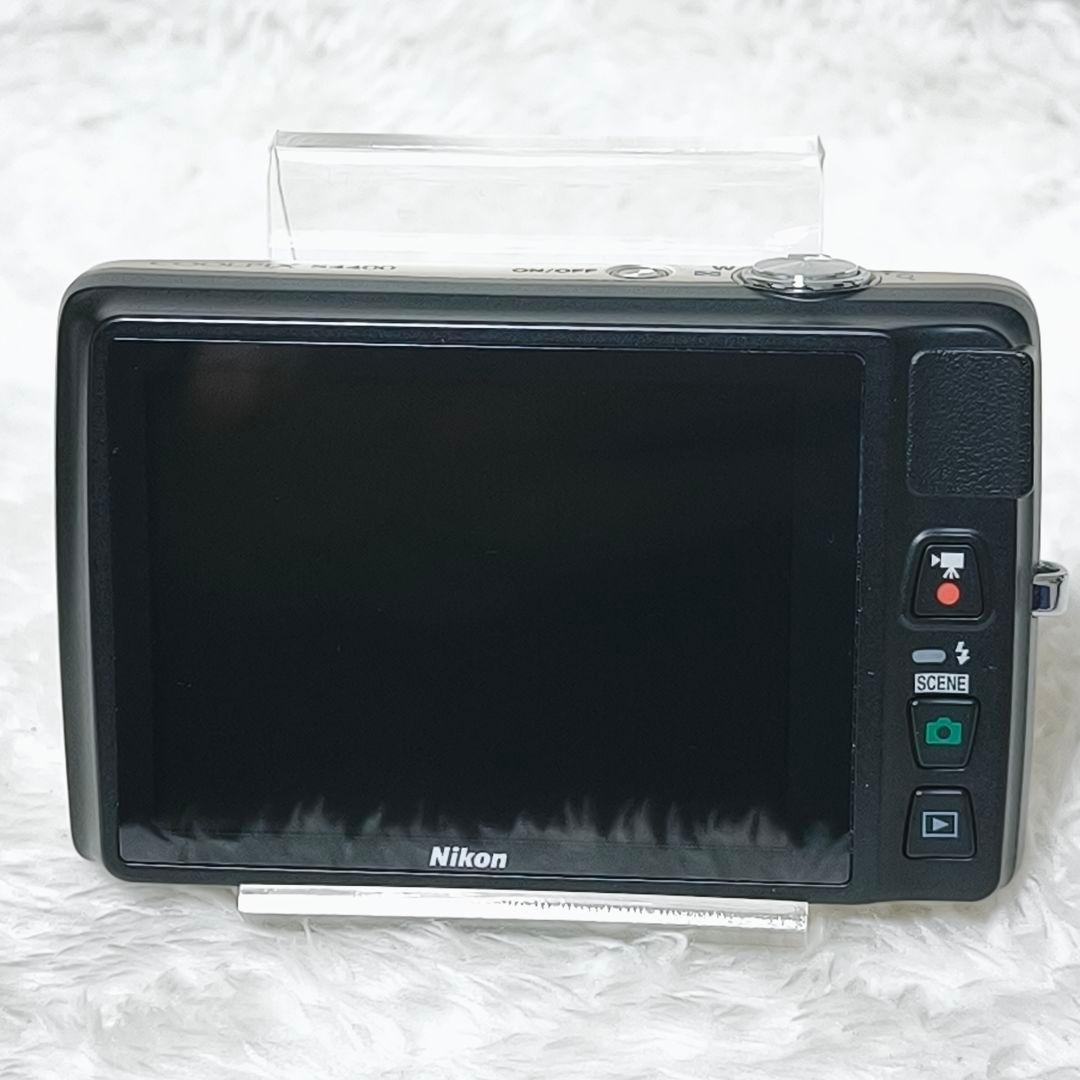 極美品✨NIKON COOLPIX S4400 シルバー コンデジ デジカメ