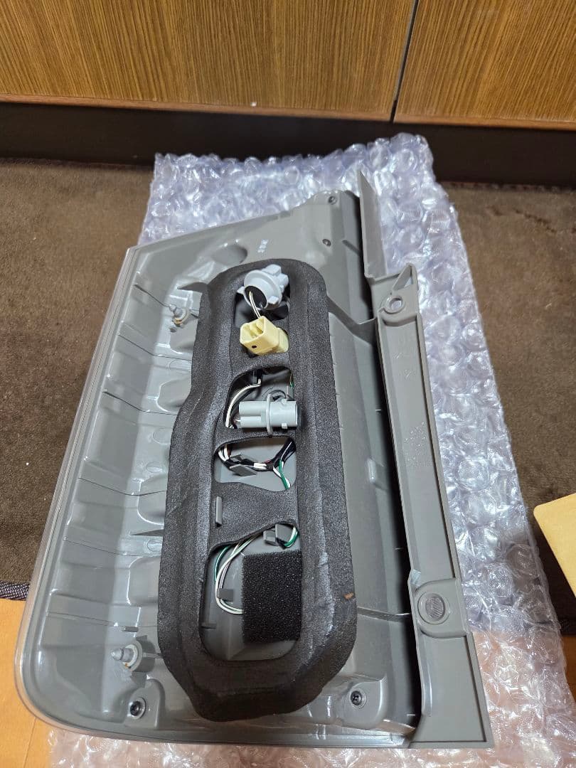 70ノア　クリアテールランプ美品