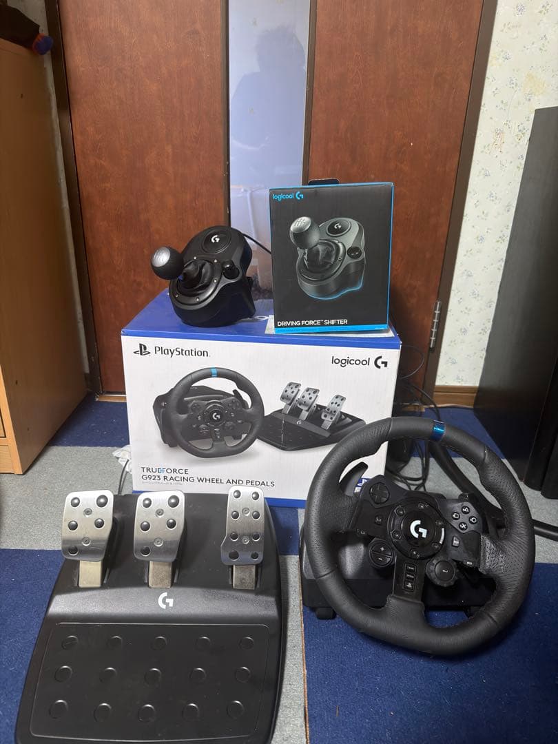 Logitech G923 ハンコン＋シフター