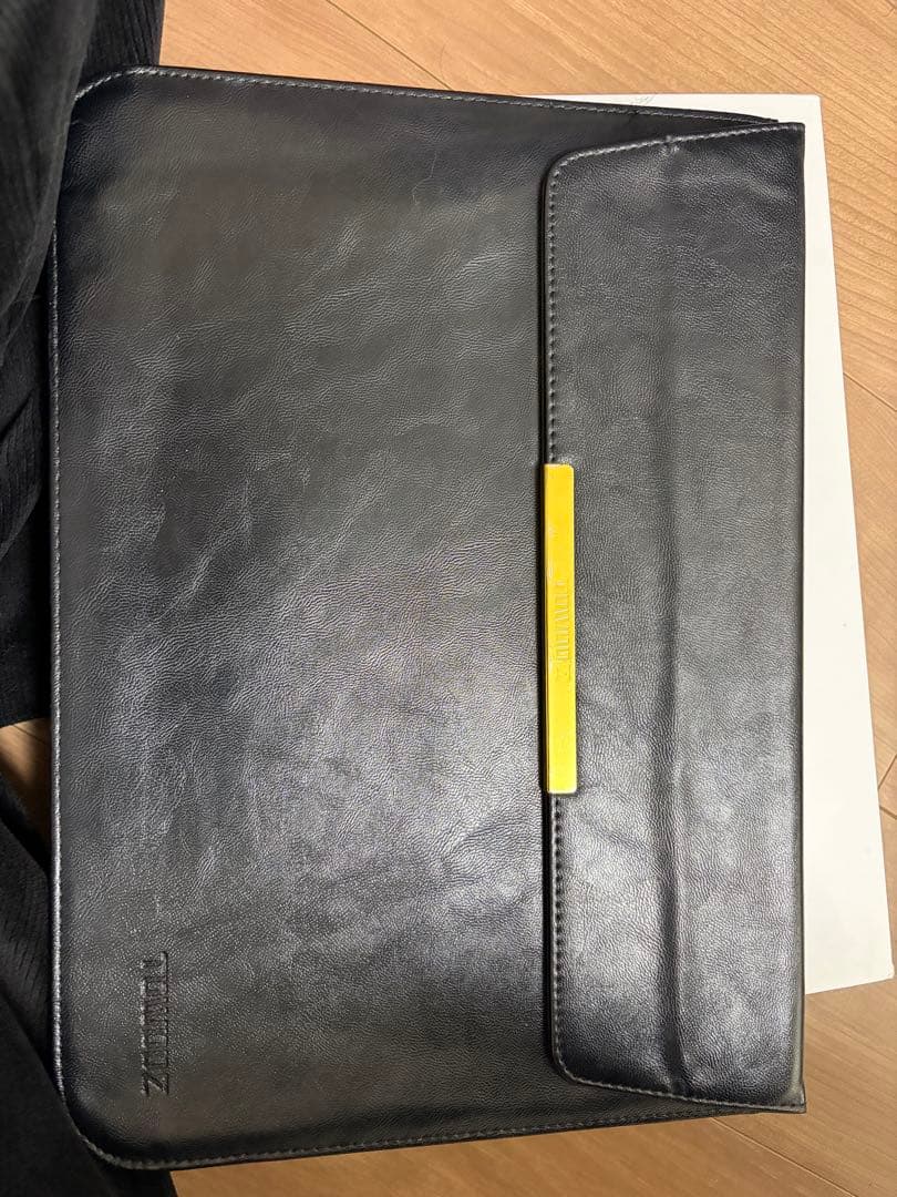 美品 MacBookAir (2020)M1チップ (ケース付き)