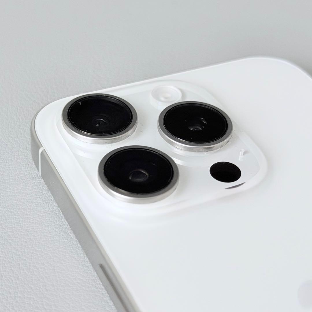 【美品キズなし】iPhone 15Pro 256GB