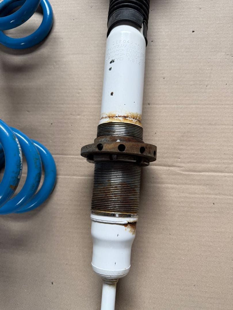 150プラドディーゼル用4×4エンジニアリング　フロントショック&コイルセット