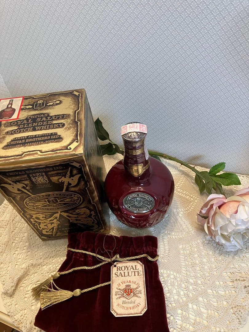  SALUTE 21YEAR OLD スコッチウイスキー赤　新品未開封